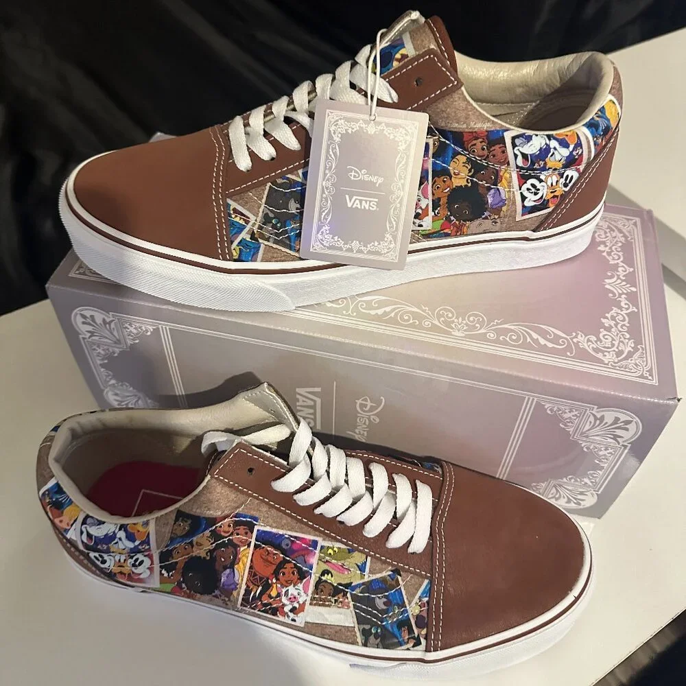 🎀Men's Old Skool Disney x Vans 'Scrapbook - Brown - Picture 1 of 6